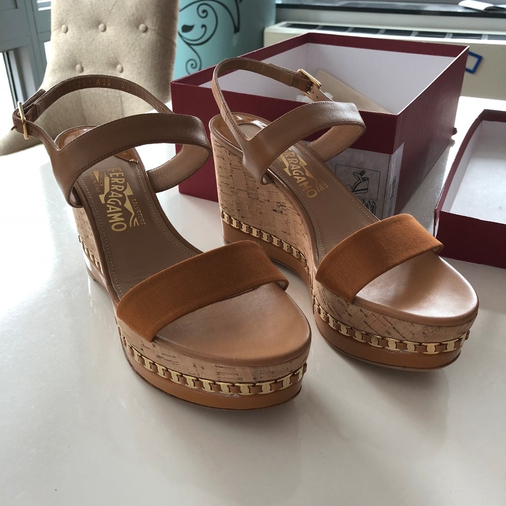 Salvatore Ferragamo Mollie Wedge Sandal Size 8.5B